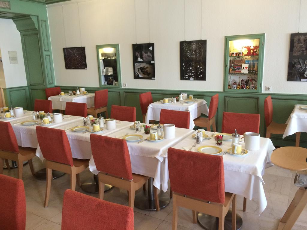 Hotel Am Rathaus فرايبورغ المظهر الخارجي الصورة